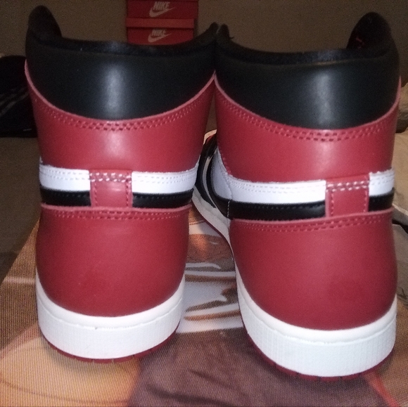 Jordan 1 Retro Black Toe reimagine